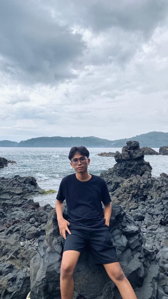 Joshua Ezra Petiunaung